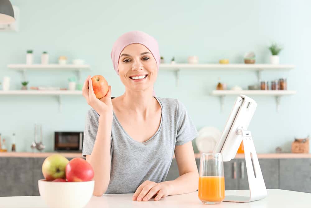 cancer-patient-eating